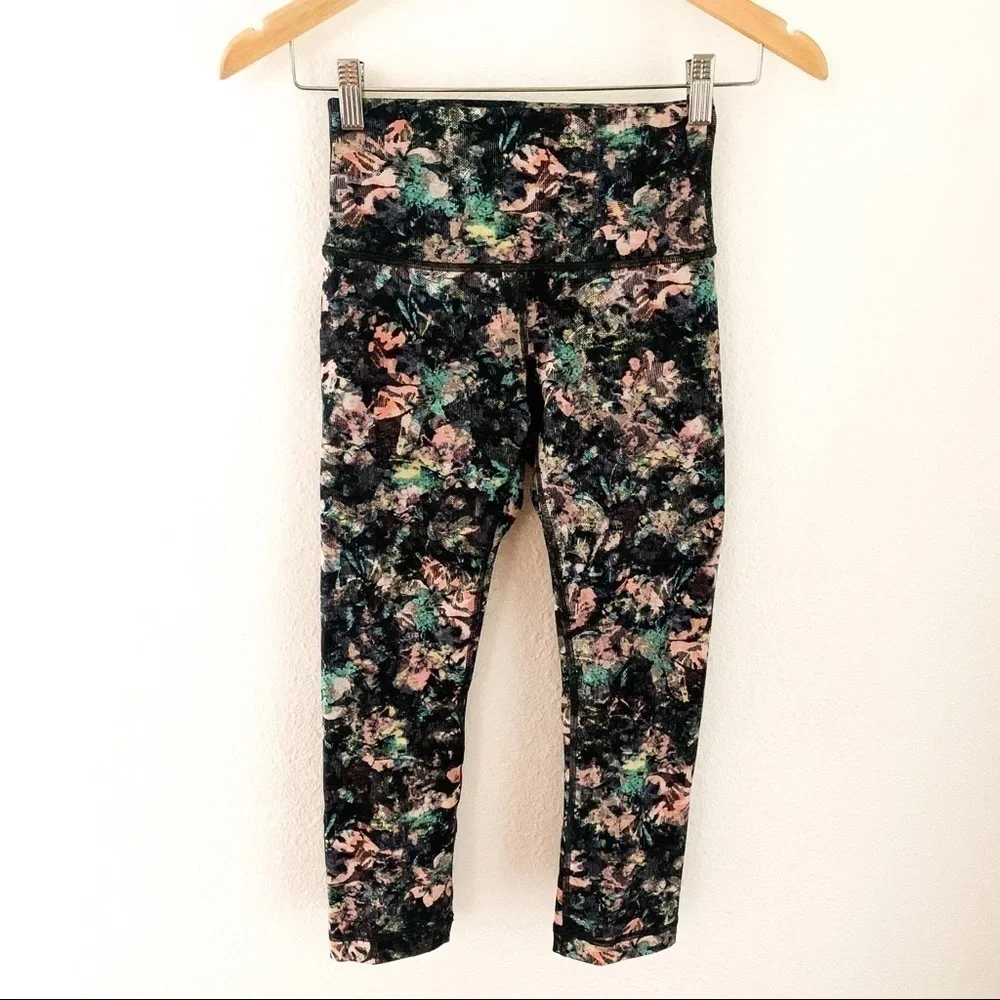Lululemon Wunder Under HR Crop